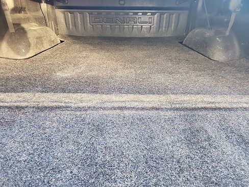 Used 2017 GMC Sierra 1500 Denali w/ Denali Ultimate Package image 8