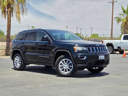 Used 2021 Jeep Grand Cherokee Laredo