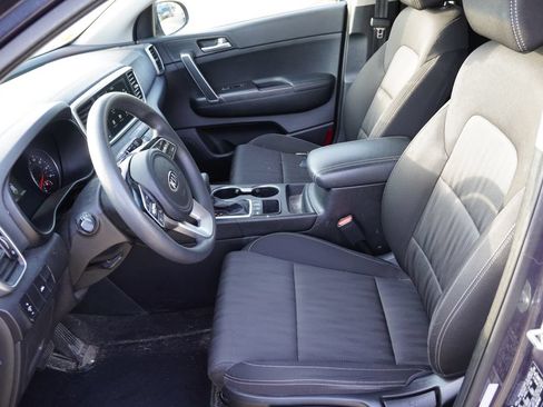 Used 2020 Kia Sportage LX AWD/4WD image 4