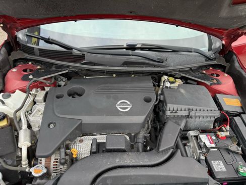 Used 2014 Nissan Altima 2.5 SV image 19