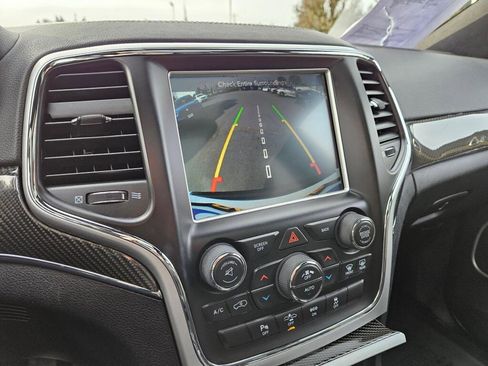 Used 2015 Jeep Grand Cherokee SRT w/ Luxury Group II image 35