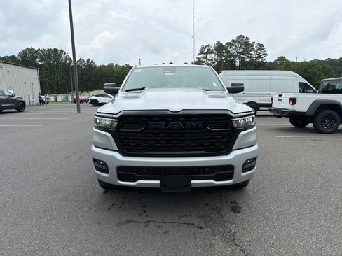 New 2026 RAM 1500 Express AWD/4WD image 3