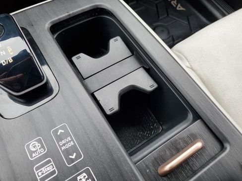 Certified 2023 Nissan Ariya FWD image 24