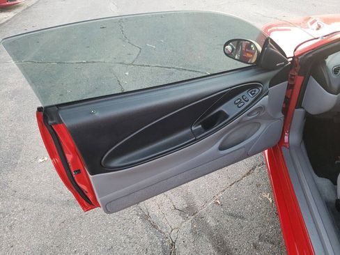 Used 1994 Ford Mustang GT image 16