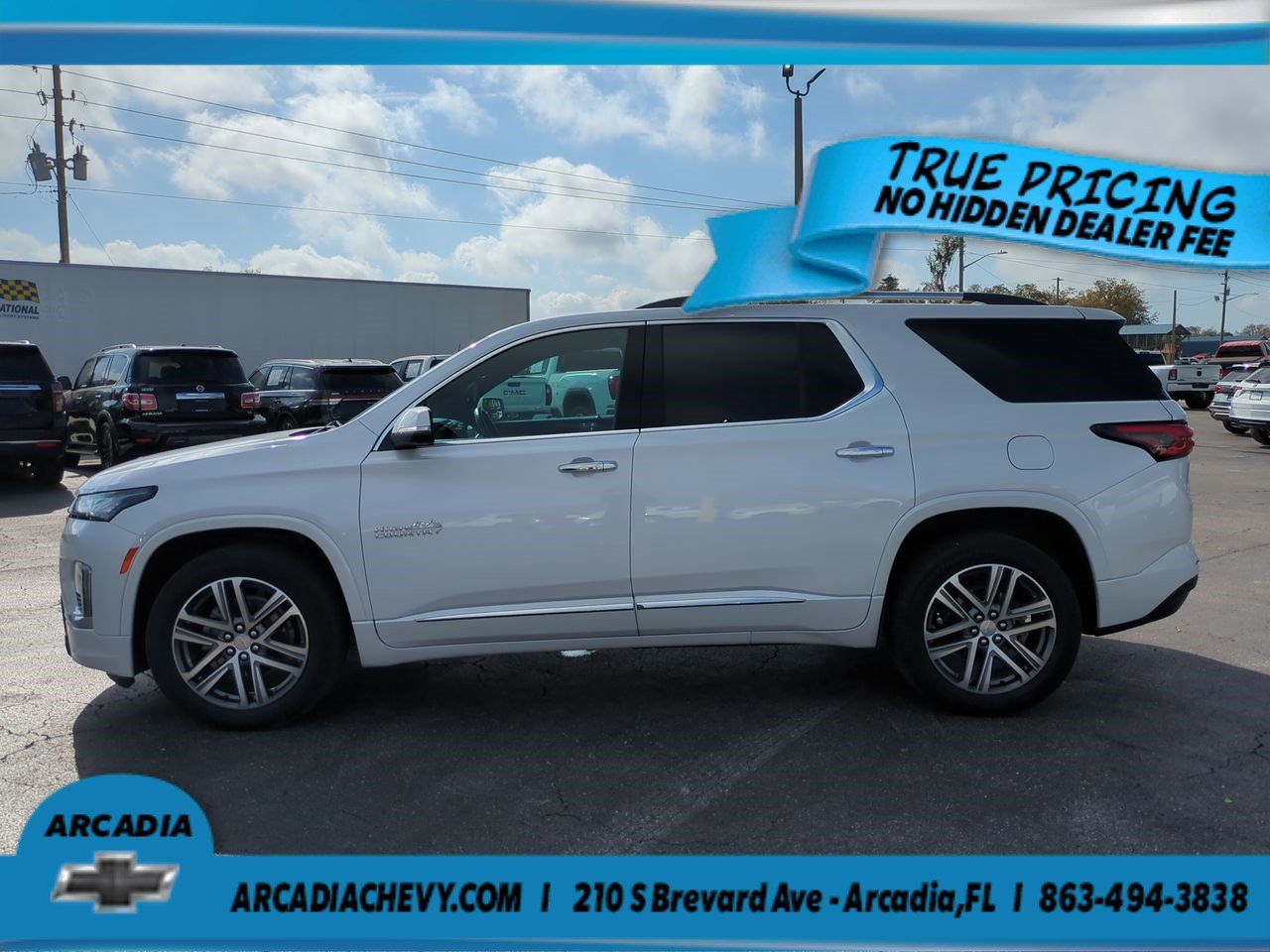 Used 2023 Chevrolet Traverse High Country FWD image 7