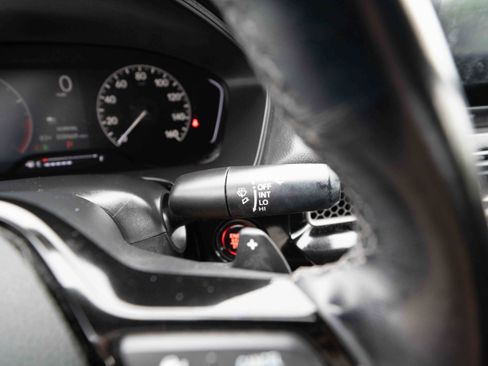 Used 2022 Honda Civic Sport image 14