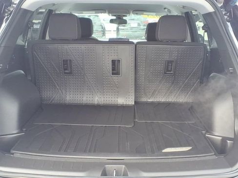 Certified 2023 Chevrolet Blazer LT w/ Convenience Package image 6