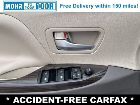 Used 2017 Toyota Sienna XLE Premium image 23