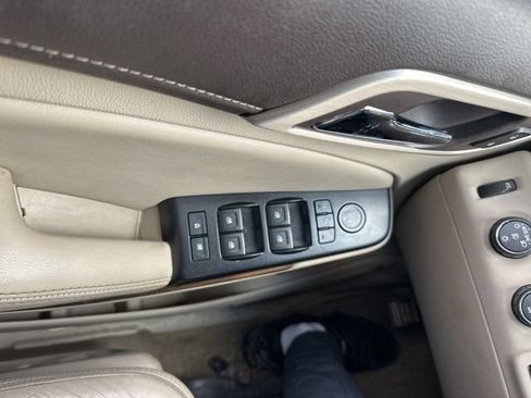 Used 2018 GMC Yukon XL Denali w/ Denali Ultimate Package AWD/4WD image 11