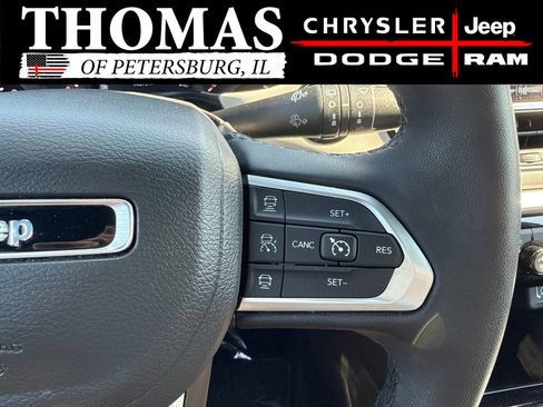 Used 2025 Jeep Compass Limited w/ Sun & Sound Group AWD/4WD image 15