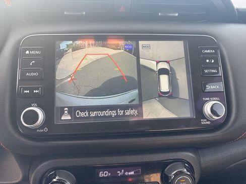 Used 2022 Nissan Kicks SR w/ Interior Electronics Package FWD image 18