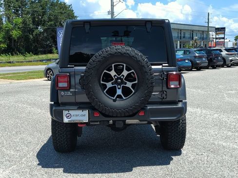 Used 2022 Jeep Wrangler Unlimited Rubicon AWD/4WD image 6