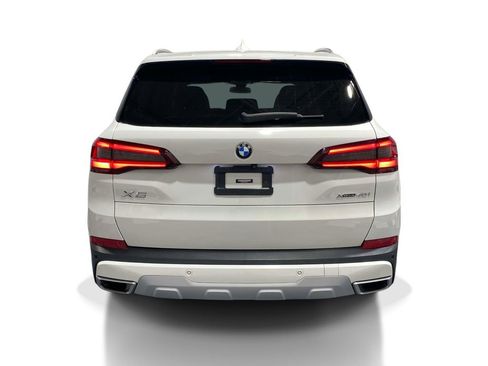 Used 2022 BMW X5 xDrive40i AWD/4WD image 3