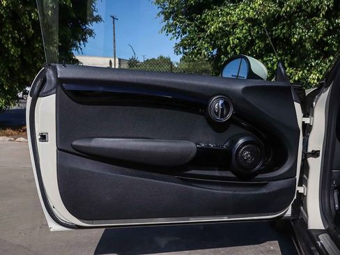 Used 2017 MINI Cooper S FWD image 33