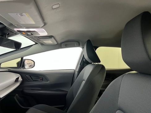 Used 2025 Toyota Prius LE image 23