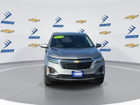 Used 2024 Chevrolet Equinox LT image 3