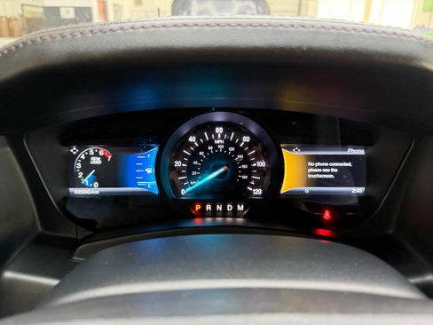 Used 2016 Ford Expedition Platinum AWD/4WD image 26