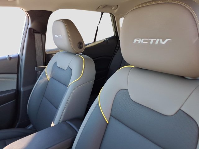 Used 2026 Chevrolet Trax ACTIV w/ Sunroof Package FWD image 13