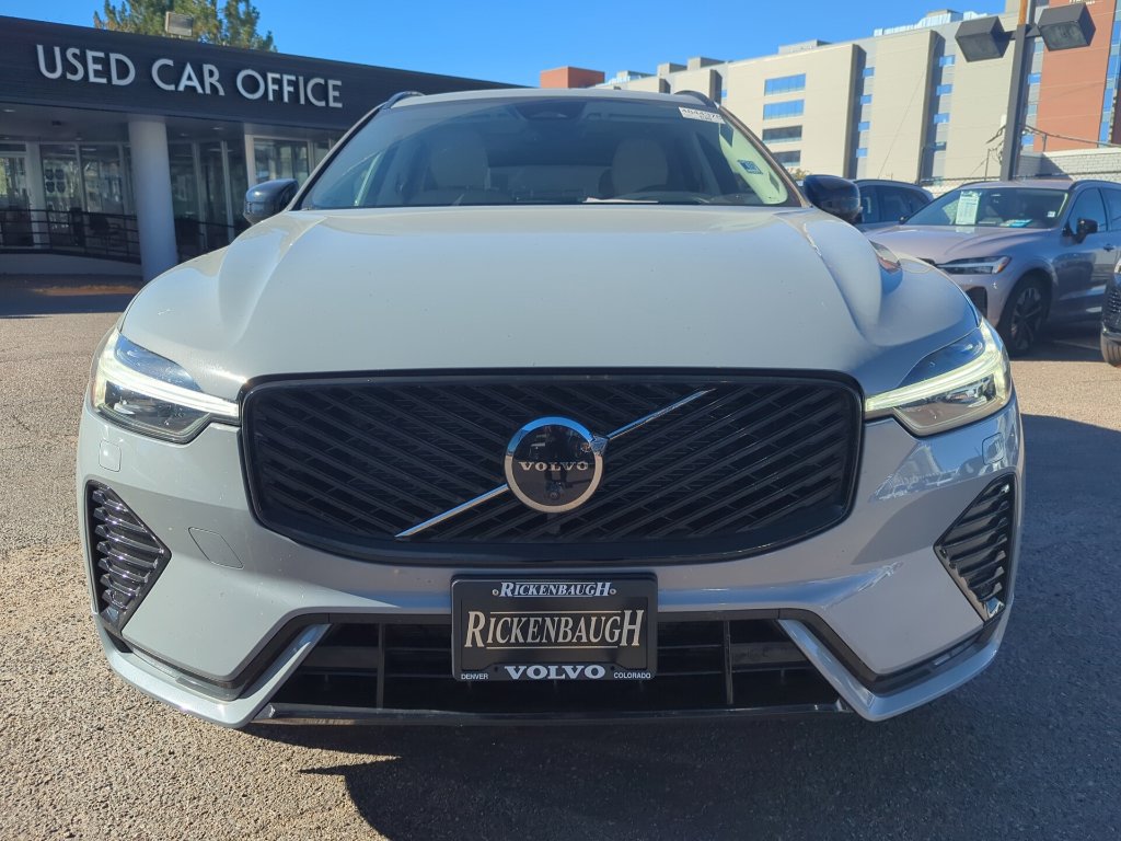 Used 2026 Volvo XC60 B5 Ultra AWD/4WD image 2
