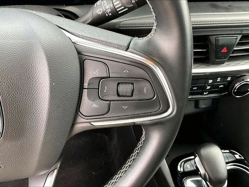 Used 2025 Buick Encore GX Preferred FWD image 12