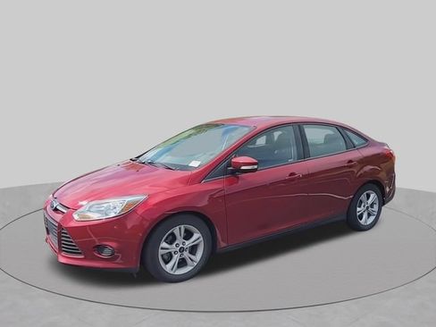 Used 2014 Ford Focus SE FWD image 4