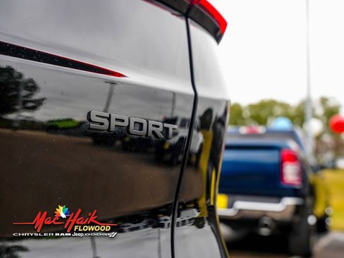 Used 2025 Honda CR-V Sport image 6