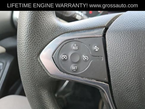 Used 2023 Chevrolet Traverse LS w/ Midnight/Sport Edition AWD/4WD image 18