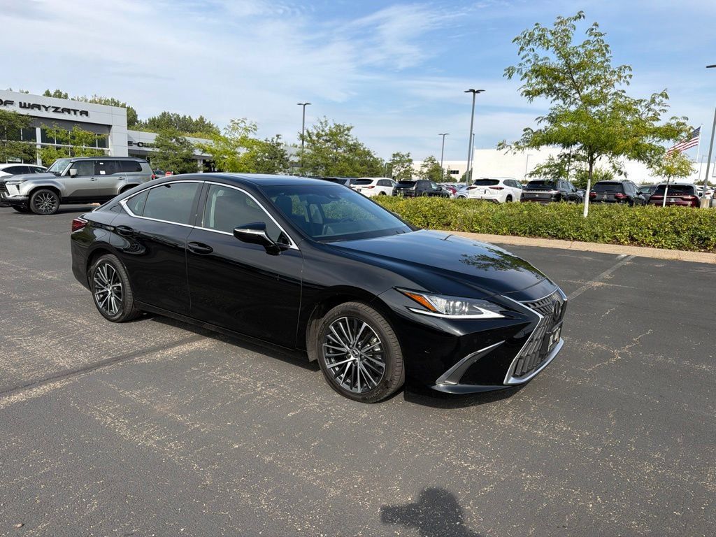 Used 2024 Lexus ES 250 w/ Premium Package AWD/4WD image 16