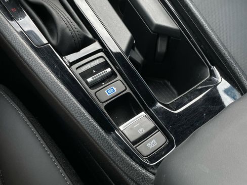 Used 2025 Honda Accord Sport image 14