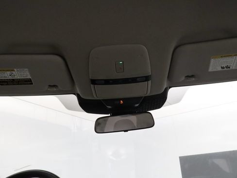 Used 2024 Nissan Ariya FWD image 31