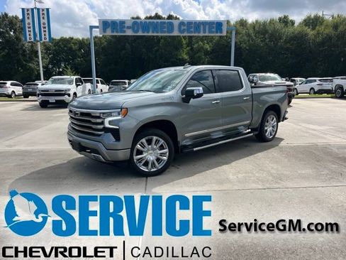 Used 2024 Chevrolet Silverado 1500 High Country w/ Technology Package AWD/4WD image 1