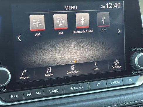 Used 2023 Nissan Rogue SV w/ SV Premium B Package image 34