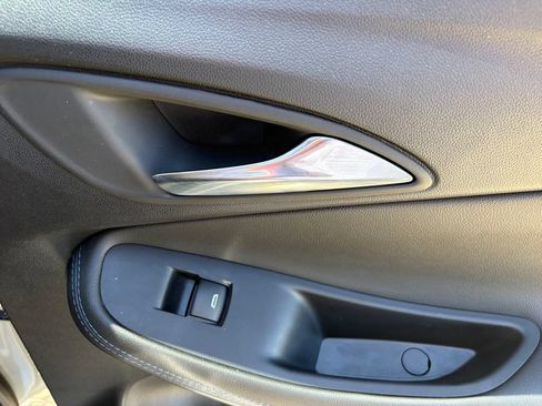 Used 2025 Buick Encore GX Sport Touring w/ Comfort Package FWD image 34