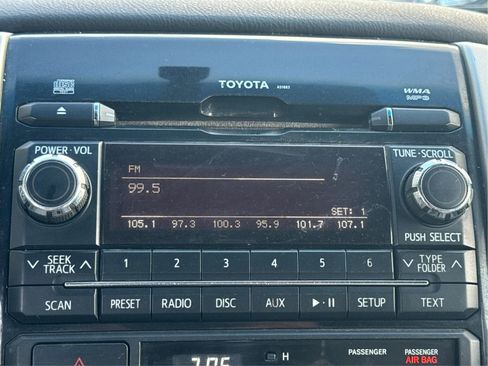 Used 2012 Toyota Tacoma 4x4 Double Cab w/ SR5 Pkg image 12