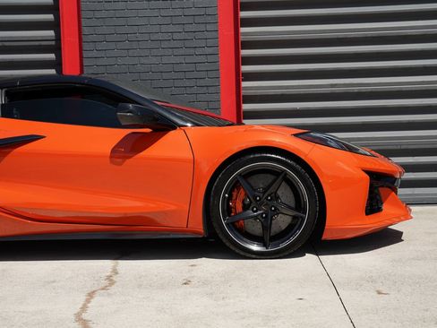 Used 2025 Chevrolet Corvette E-Ray w/ Stealth Interior Trim Package AWD/4WD image 12