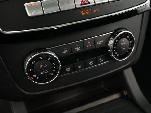 Used 2019 Mercedes-Benz GLE 43 AMG 4MATIC image 46
