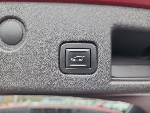 Used 2019 Chevrolet Equinox LT image 31