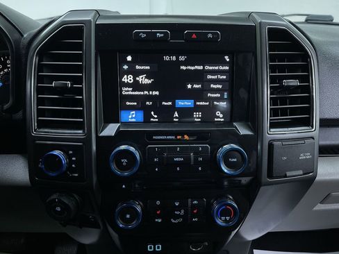 Used 2017 Ford F150 XLT w/ Equipment Group 302A Luxury image 21