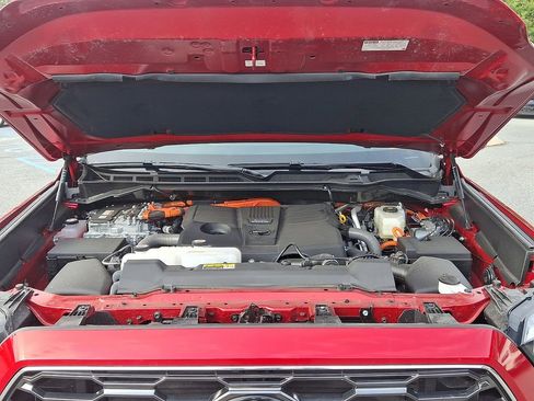 Used 2025 Toyota Sequoia Platinum image 30