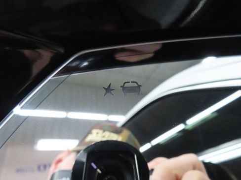 Used 2025 GMC Yukon Elevation w/ Elevation Premium Package image 77