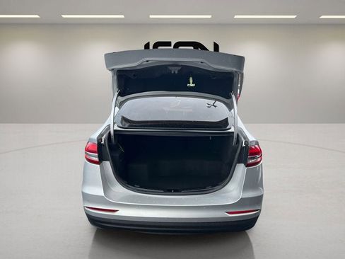 Used 2019 Ford Fusion SE image 24