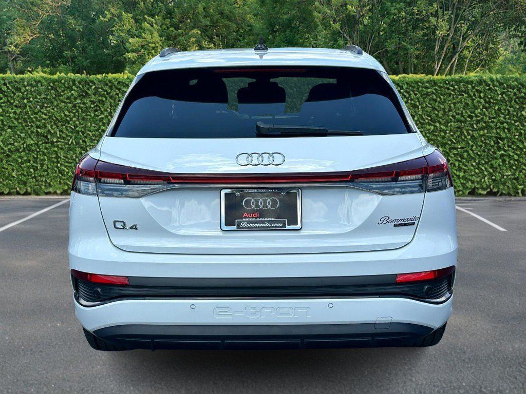 Used 2023 Audi Q4 e-tron Prestige w/ Black Optic Package AWD/4WD image 5