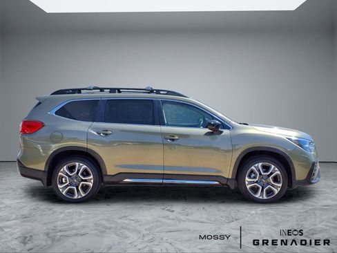 Used 2024 Subaru Ascent Limited w/ Technology Package AWD/4WD image 8