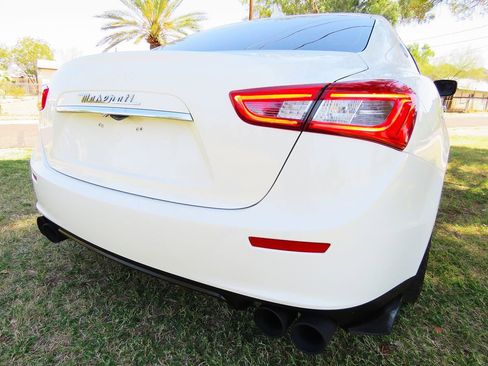Used 2014 Maserati Ghibli RWD image 7
