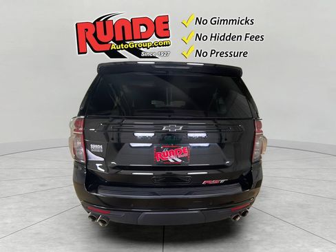Used 2024 Chevrolet Suburban RST w/ Sport Performance Package AWD/4WD image 5