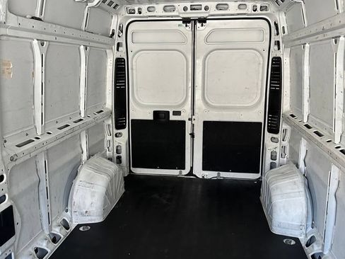 Used 2023 RAM ProMaster 2500 FWD image 15