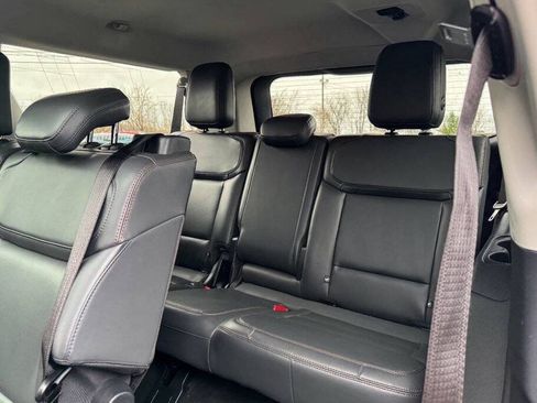 Used 2025 Ford Expedition Max Active AWD/4WD image 25