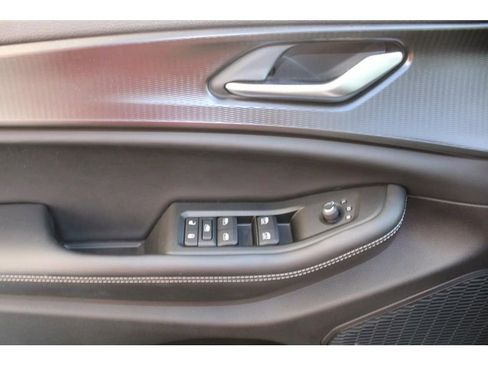 Used 2023 Jeep Grand Cherokee Laredo w/ Luxury Tech Group I image 20