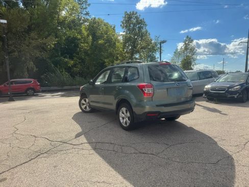 Used 2016 Subaru Forester 2.5i w/ Alloy Wheel Package AWD/4WD image 7