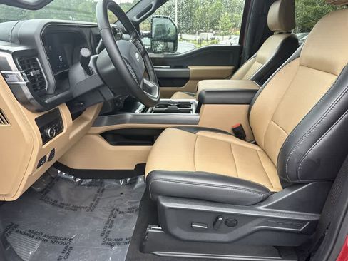Used 2025 Ford F250 Lariat w/ Lariat Ultimate Package image 15